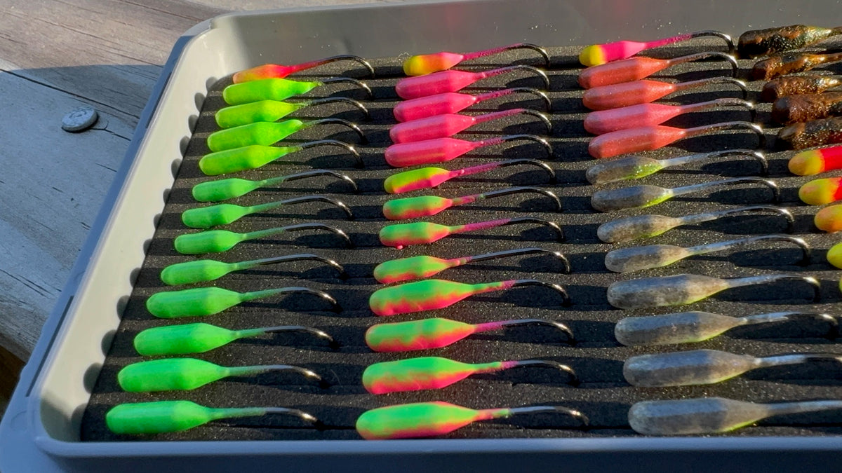 Buggy Bouncer Box (65 Jigs) 2x Mustad Hooks